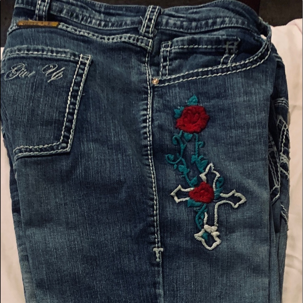 Cowgirl Tuff “roses and grace” women’s jeans